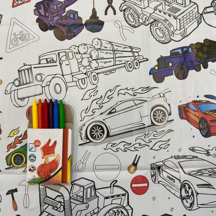 FAR FAR LAND - Fata de masa de colorat cu creioane colorate - Auto Park