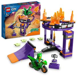 LEGO - Provocarea cascadorii City 60359 cu rampă ?i cerc