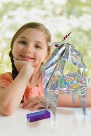 MAC TOYS - Unicornul origami iluminat